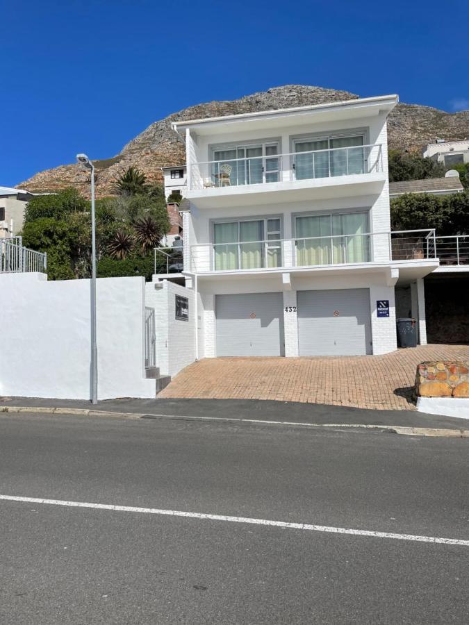 Sail Away Studios Simonʼs Town Exterior foto